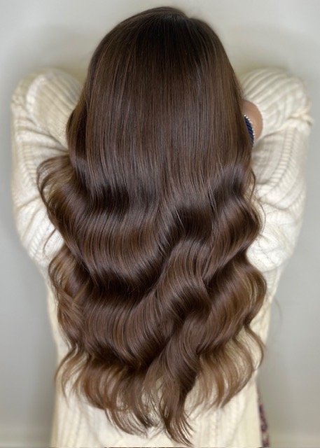 YNES HAIRSTYLE CHEVEUX LONGS BRUNE COLORATION MECHES COUPE ONDULER WAVY (5)