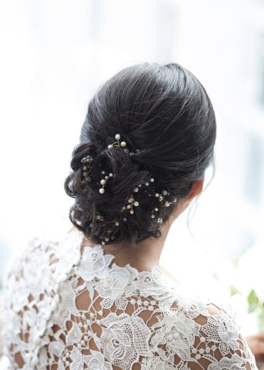 YNES HAIRSTYLE CHIGNON MARIAGE BRUNE